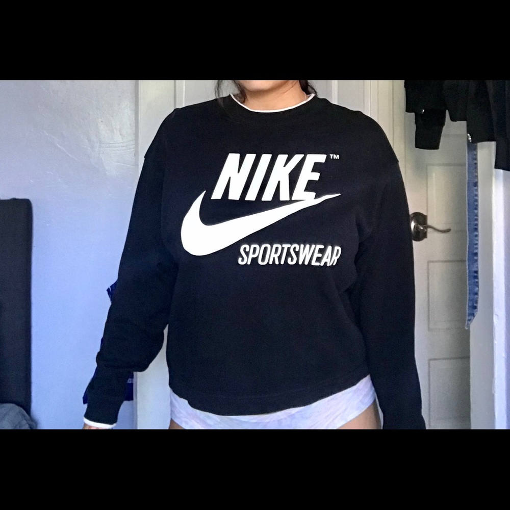 Nike sweatshirt